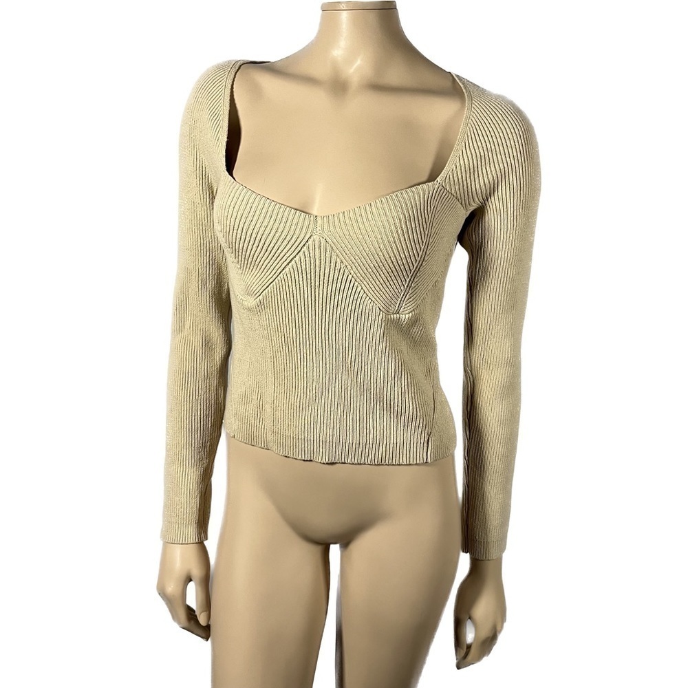 NWOT ASTR the Label Fletcher Ribbed top - Picture 8 of 14
